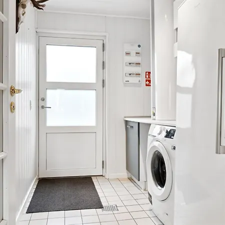 Amdi - 1-3km From The Sea By Interhome