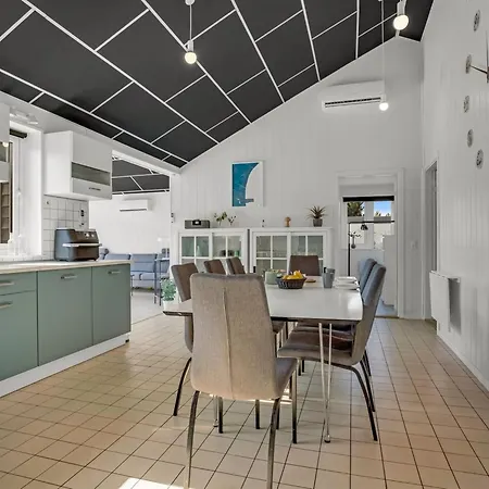 Dom wakacyjny Amdi - 1-3km From The Sea By Interhome Bøtø By